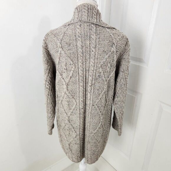 Carraig Donn Sweater Womens M Gray Cable Knit Shawl Cape Cletic Ireland Wool - Picture 5 of 12